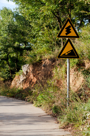 road sign for turning downhillのeditorial素材