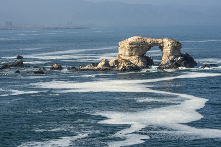 Portada (Arch) Rock Formation, Chilean Coastline, La Portada National Reserve, Antofagasta, Chileの写真素材