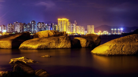 Zhuhai couple road at nightの写真素材
