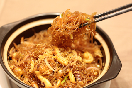 Seafood vermicelli potの写真素材