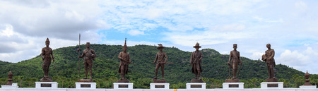 Ratchapak Park, Hua Hin, Thailand. - OCTOBER 11, 2015 : Great Giant 7 King Statues Hua Hin Thailand.のeditorial素材