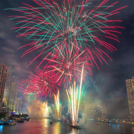 Bangkok, Thailand - 1 January 2020 : Landscape photo of firework for New Year 2020 celebration on Chao Phraya River at IconSiam or Icon Siam Department Store, Bangkok, Thailand.のeditorial素材