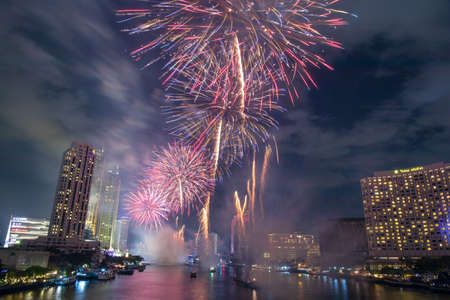 Bangkok, Thailand - 1 January 2020 : Landscape photo of firework for New Year 2020 celebration on Chao Phraya River at IconSiam or Icon Siam Department Store, Bangkok, Thailand.のeditorial素材