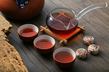 Pu'er tea on the tableのeditorial素材