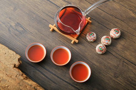 Pu'er tea on the tableのeditorial素材