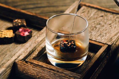Five flavored brown sugar cube teaの写真素材