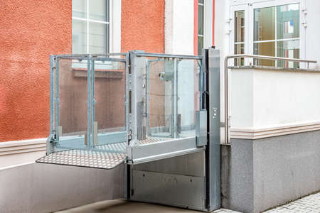 Elevator designed for disabled people