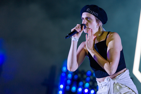 PANENSKY TYNEC, CZECH REPUBLIC - JUNE 28, 2018: Singer Karen Marie Aagaard Orsted Andersen alias MO during performance at Aerodrome festival in Panensky Tynec, Czech Republic, June 28, 2018.のeditorial素材