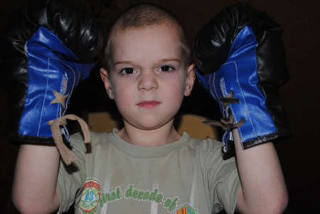 little boxer, boy in boxing glovesの写真素材