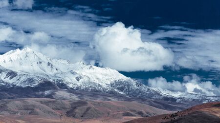 Yala Snow Mountain sceneryの写真素材