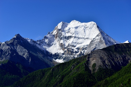 Landscape scenery view of snow mountainの写真素材