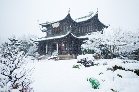 Landscape view of a pavilion during winterのeditorial素材