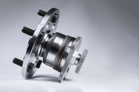 The concept is new high quality original spare parts. New original wheel hub with bearing. New...