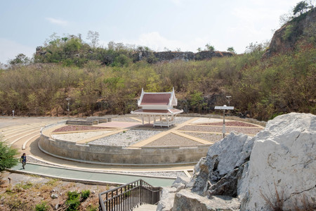 March 16, 2017 - Ratchaburi, Thailand: Pavilion in the middle of circle stone garden, a part of Khao-Ngu mountain park.のeditorial素材