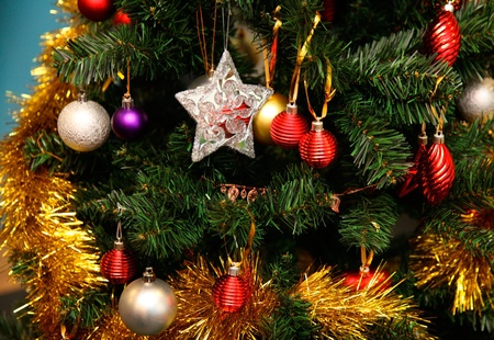 Christmas  garland  jn the white doorの写真素材