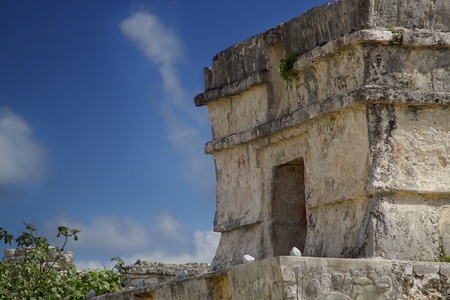Close up view of a mayan temple entranceの写真素材