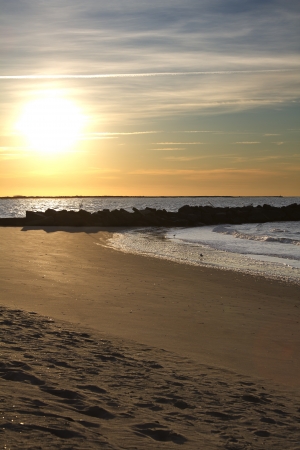 Sunrise over the Coney's island beach in novemberの写真素材