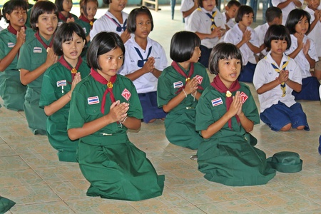 UDONTHANI, THAILAND  May 25, 2018:  Asian students,  Asian students are praying to Buddha,  be the practice in afternoon everyday at their school.のeditorial素材