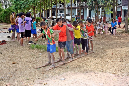 UDONTHANI, THAILAND  JANUARY 26, 2018 : Scout, primary scout activity,  while they stay the scout camp at UDONTHANI province THAILAND.のeditorial素材