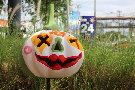 UDONTHANI, THAILAND â OCTOBER 26, 2019:  The Halloween concept,  ghost model and carved pumpkin,  be fearfulness idea for HALLOWEEN DAY on October 31.のeditorial素材