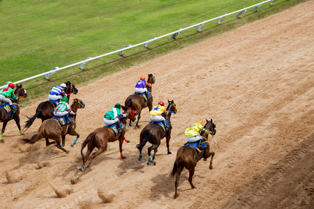 Nakornrajsima , Thailand 18 July 2017 , running horse and jockey on racing outdoor game and run for betのeditorial素材