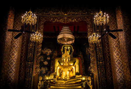 17 June 2018, Bangkok. Thailand. Golden Buddha figure at Wat Bovornnivet , Buddhism Religion Landmark of Bangkok Thailand.のeditorial素材