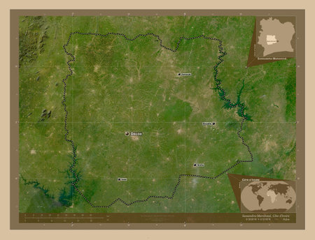 Sassandra-Marahoue, district of Cote d'Ivoire. Low resolution satellite map. Locations and names of major cities of the region. Corner auxiliary location mapsの写真素材
