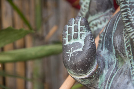 Black Ganesha 's hand