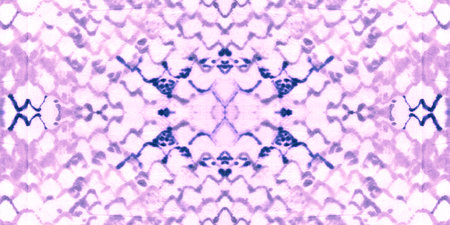 Seamless Splatter Reptilie Pattern. Purple and Pink Rapport. Trendy Zoo Wallpaper. Reptile Leather...