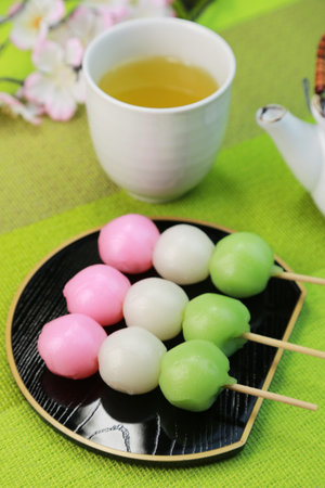 Sanshoku Dango / Japanese sweet
