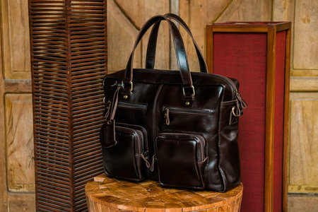 Display of handmade women's genuine leather bags made by craftsmen in Indonesia. Various types of very fashionable women's bags with nice details & various color and motif variantsの写真素材