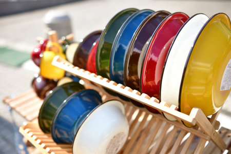 Horrow's Tableware