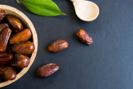 closeup sweet dried date palm fruits or kurma, ramadan (ramazan) foodの写真素材