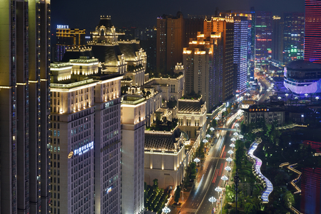 Guiyang Flower Orchard Twin Towers City Sceneryのeditorial素材