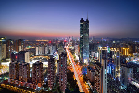 Shenzhen Luohu Diwang Building City Scenery Night Viewのeditorial素材