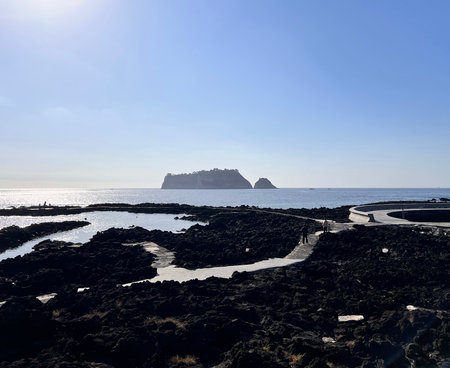 Photo Picture of the Beautiful Ocean Coast's View Montana Amarilla Tenerifeの写真素材