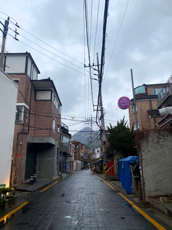 Narrow street in the old town of Takayama, Japanの写真素材
