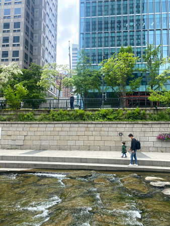 People visit Chicago downtown. Chicago is the third most populous city in the United States.の写真素材