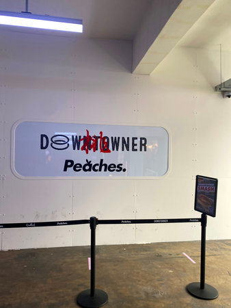 The sign at the entrance to the subway station.