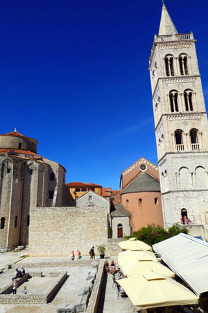 Tourists visit the old town of Dubrovnik, Croatiaの写真素材
