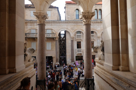 Tourists visiting the old town of Dubrovnikの写真素材