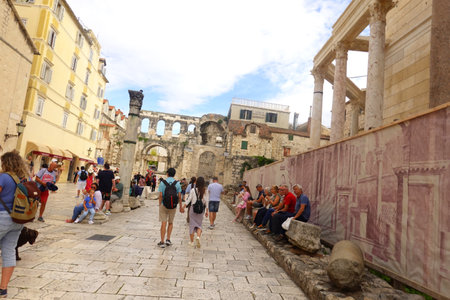 Tourists visiting the ancient city of Dubrovnik, Croatiaの写真素材