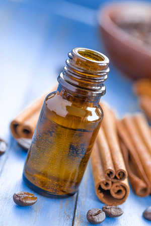 Cinnamon oilの写真素材