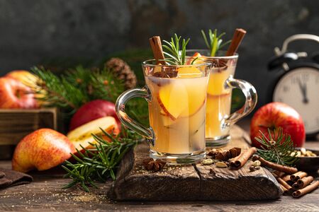 Christmas mulled apple cider with cinnamon and aniseの写真素材