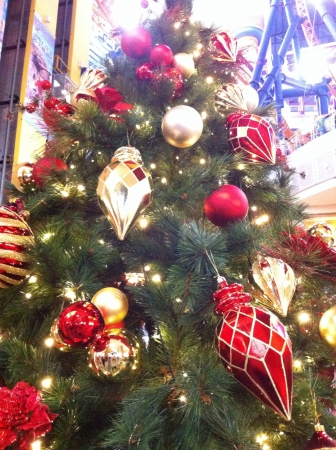 Shot of a Christmas treeの素材