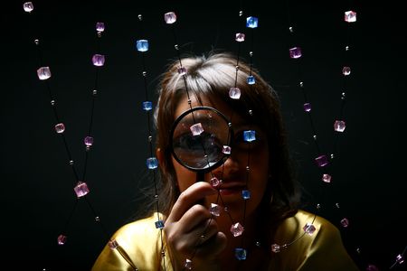 girl see at you use magnifier