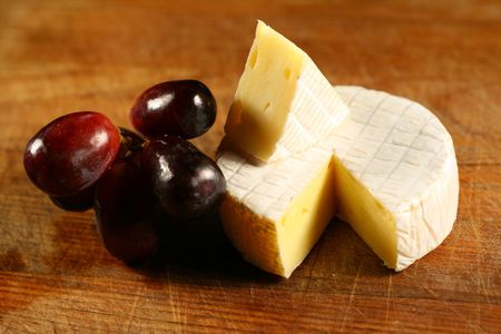 cheese brie and grape gourmet food