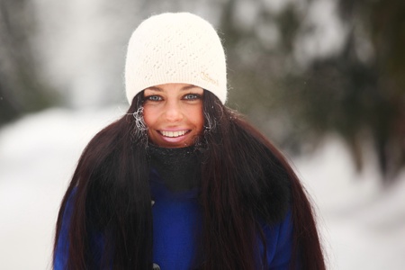 winter women close up portrait in frost forestの写真素材