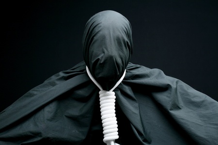 mime with the rope on the neck