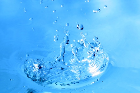blue water splash macro close upの写真素材